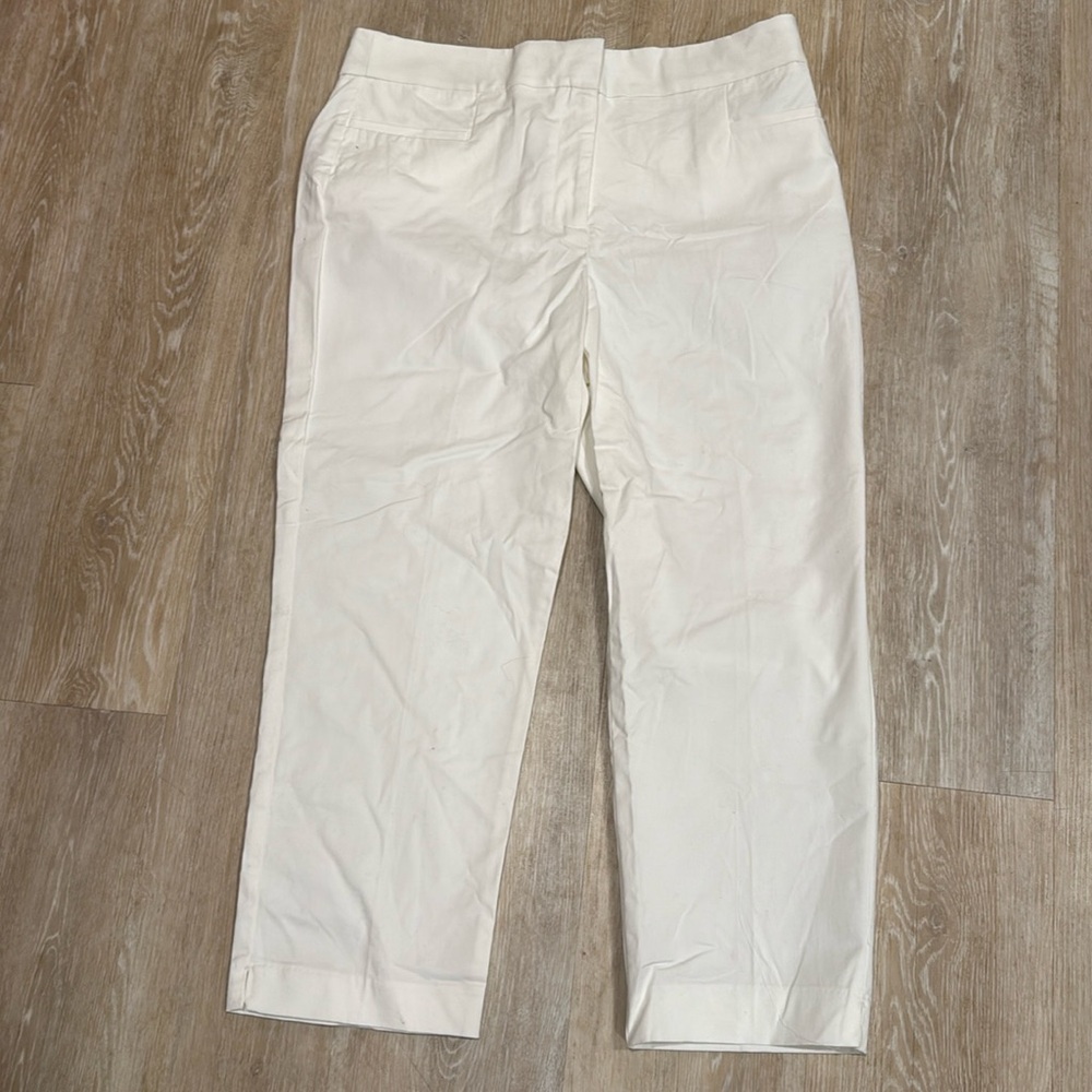 Ann Taylor Factory- The Crop Curvy Fit- Size 12